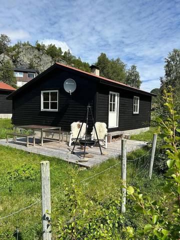 Ferienhaus für 5 Personen, mit Ausblick und Terrasse sowie Garten, mit Haustier in Odda