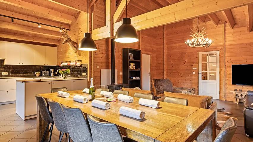 Location de vacances pour 9 personnes, avec balcon ainsi que sauna et jardin à Manhay - 3