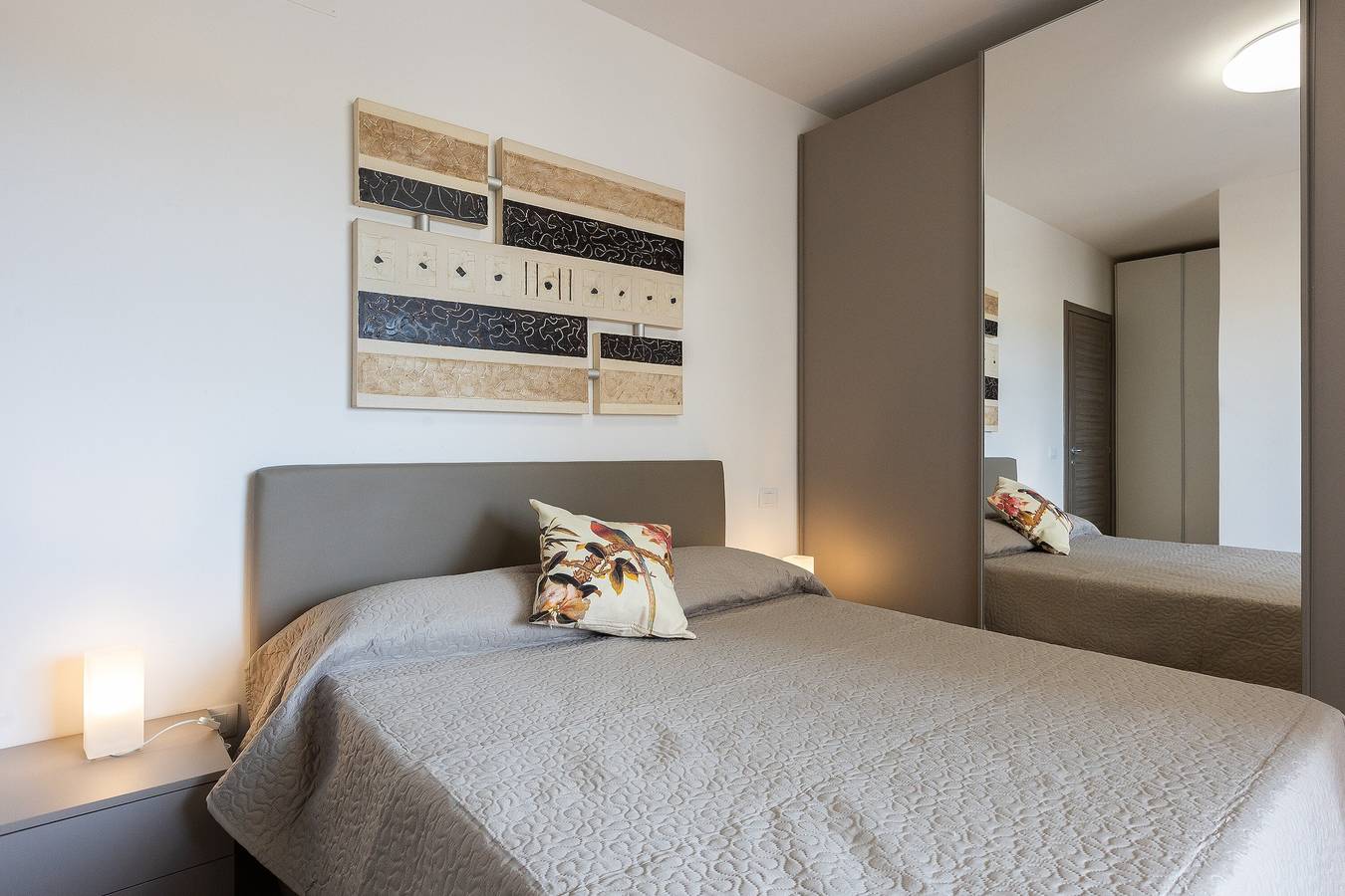 Appartement entier, Appartement "La Casa Di Fonte" avec terrasse privée, Wi-Fi et climatisation in Rome, Province de Rome