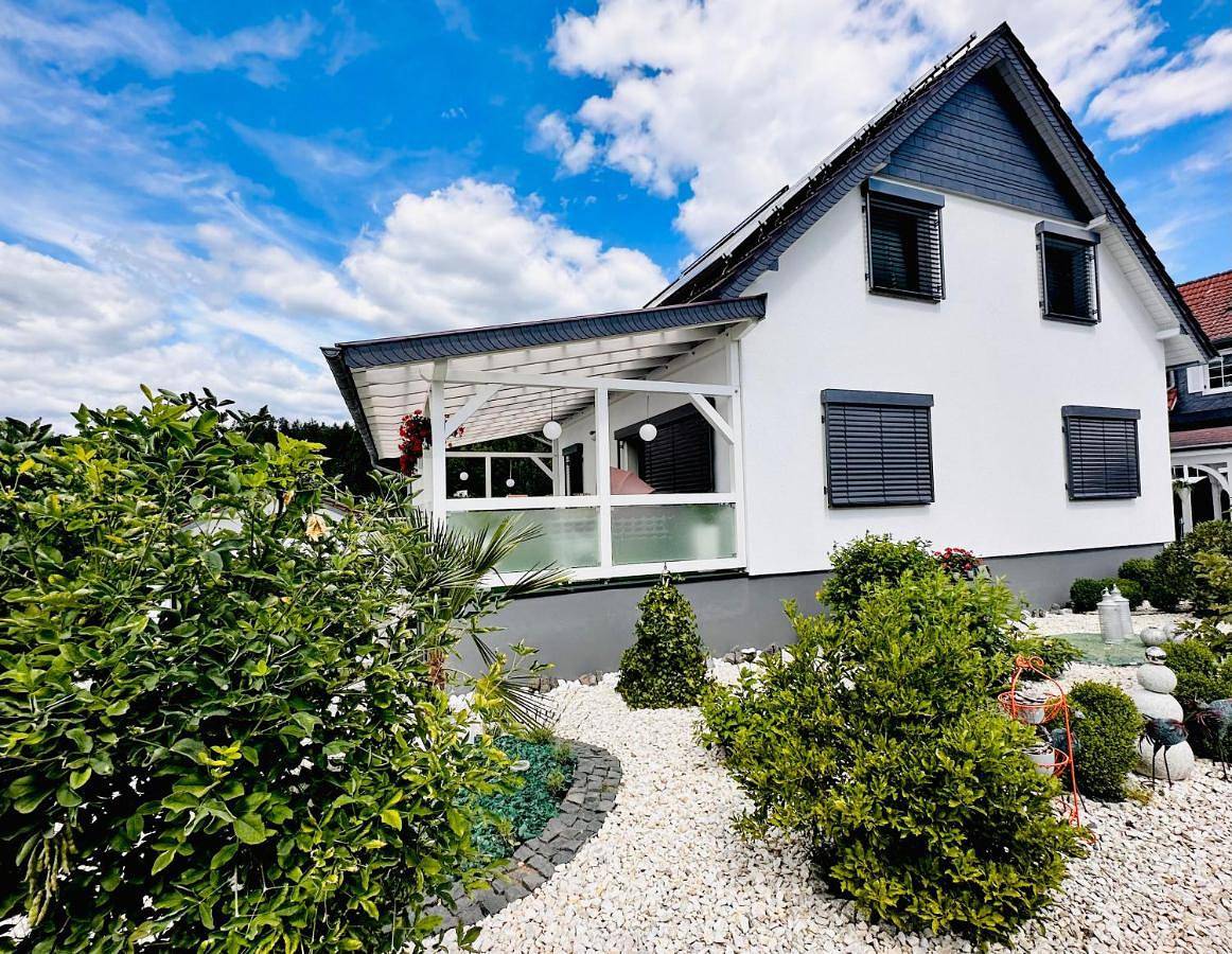 Ganze Wohnung, Ferienhaus zur Waldauer Höhe mit 3 Sz, 120qm & 40qm Balkon in Nahetal-Waldau, Hildburghausen und Umgebung