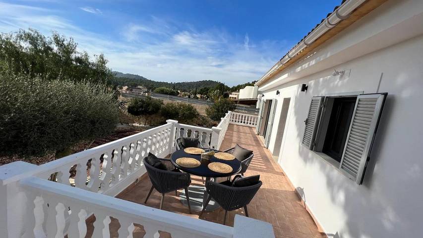 Finca für 4 Personen, mit Balkon und Terrasse sowie Garten und Ausblick in Peguera - 3