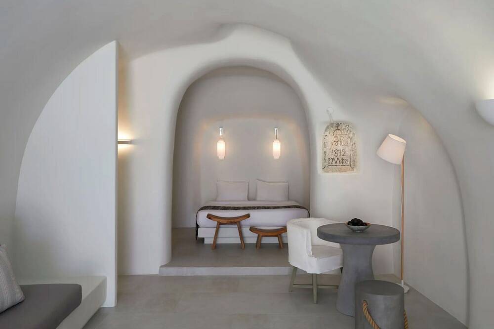 Luxus Villa auf Santorin | Villa Elysian Enas | Privates Tauchbecken | 2 Schlafzimmer | Oia in Finikia, Santorin