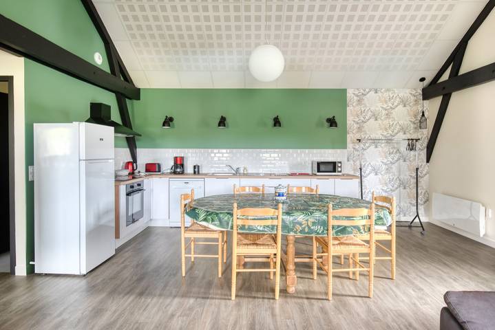Appartement entier, Gîte Ruelle aux Vaches - Appt avec piscine partagée in Montreuil-Bellay, Vallée de la Loire