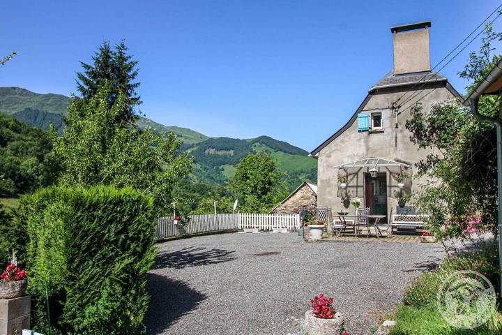 Maison de vacances pour 4 personnes, avec jardin et terrasse à Bagnères-de-Bigorre