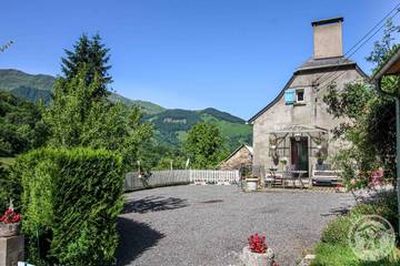 Gîte pour 4 personnes, avec jardin et terrasse à Bagnères-de-Bigorre