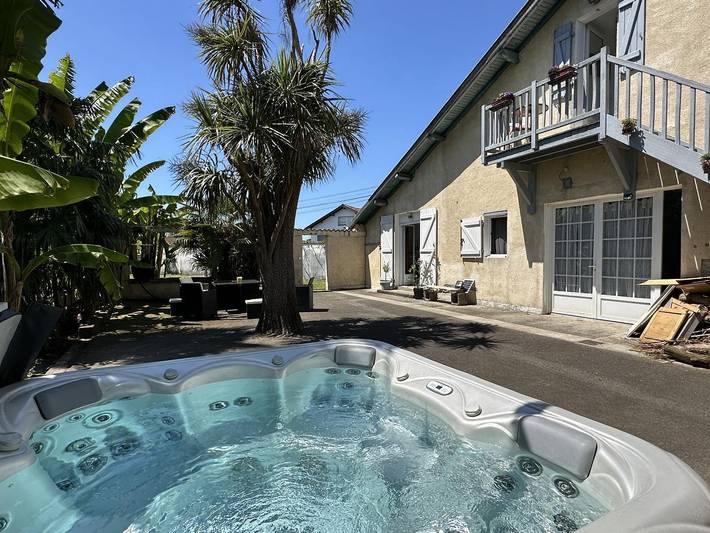 Chambre d’hôte pour 3 personnes, avec Terrasse et Jacuzzi ainsi que Jardin et Piscine dans les Landes - 2