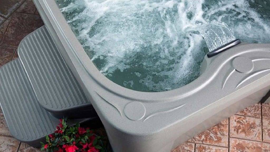 Ganze Wohnung, Private Whirlpool in der Wohnung, neue Samsung Gourmet Küche, neue Bettwäsche und Dekor in Mammoth Lakes, Mammoth Mountain