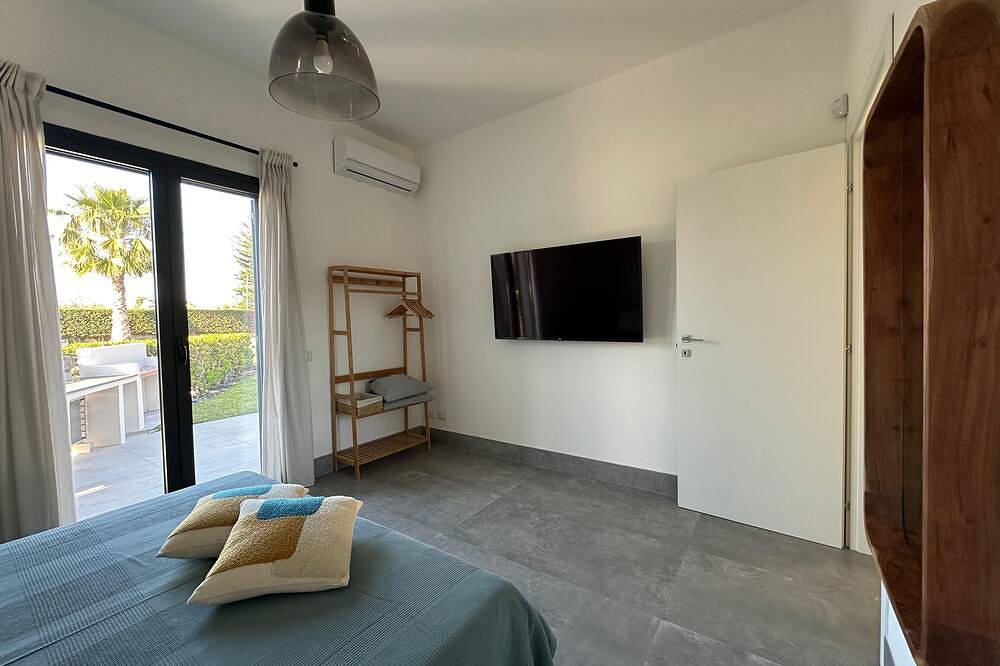 Luxury Private Villa Near Sea And Mount Etna in Fondachello, Catania Provinz