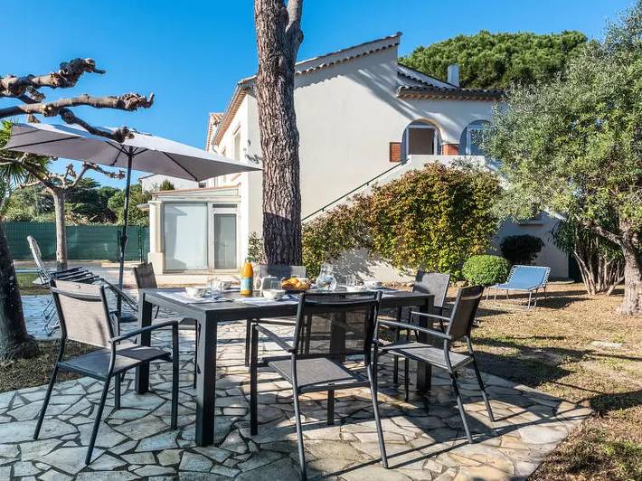 Ferienwohnung für 6 Personen, mit Balkon und Garten in Saint-Tropez