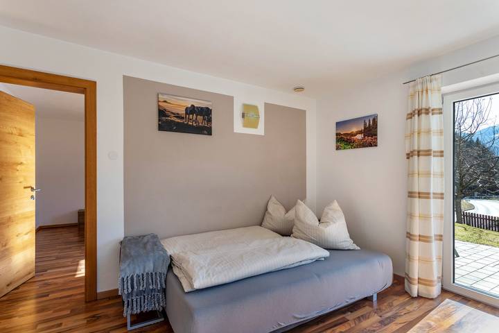 Entire apartment, Apartment 'Bergschatz' with Mountain View, Private Terrace and Wi-Fi in Wildschönau, Kaiser mountains