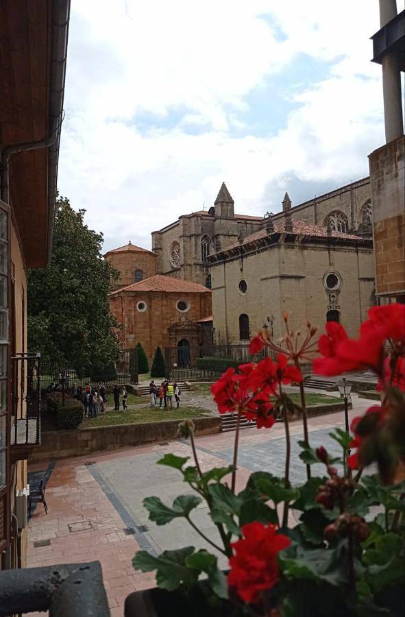 Casa de huéspuedes para 2 personas, con vistas, Se admiten mascotas en Comarca de Oviedo