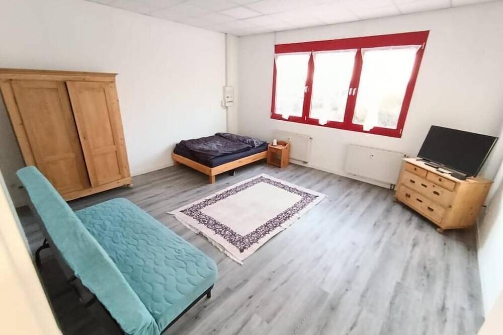 Ganze Wohnung, Lumara Apartment for 10 in Aschaffenburg, Mainviereck