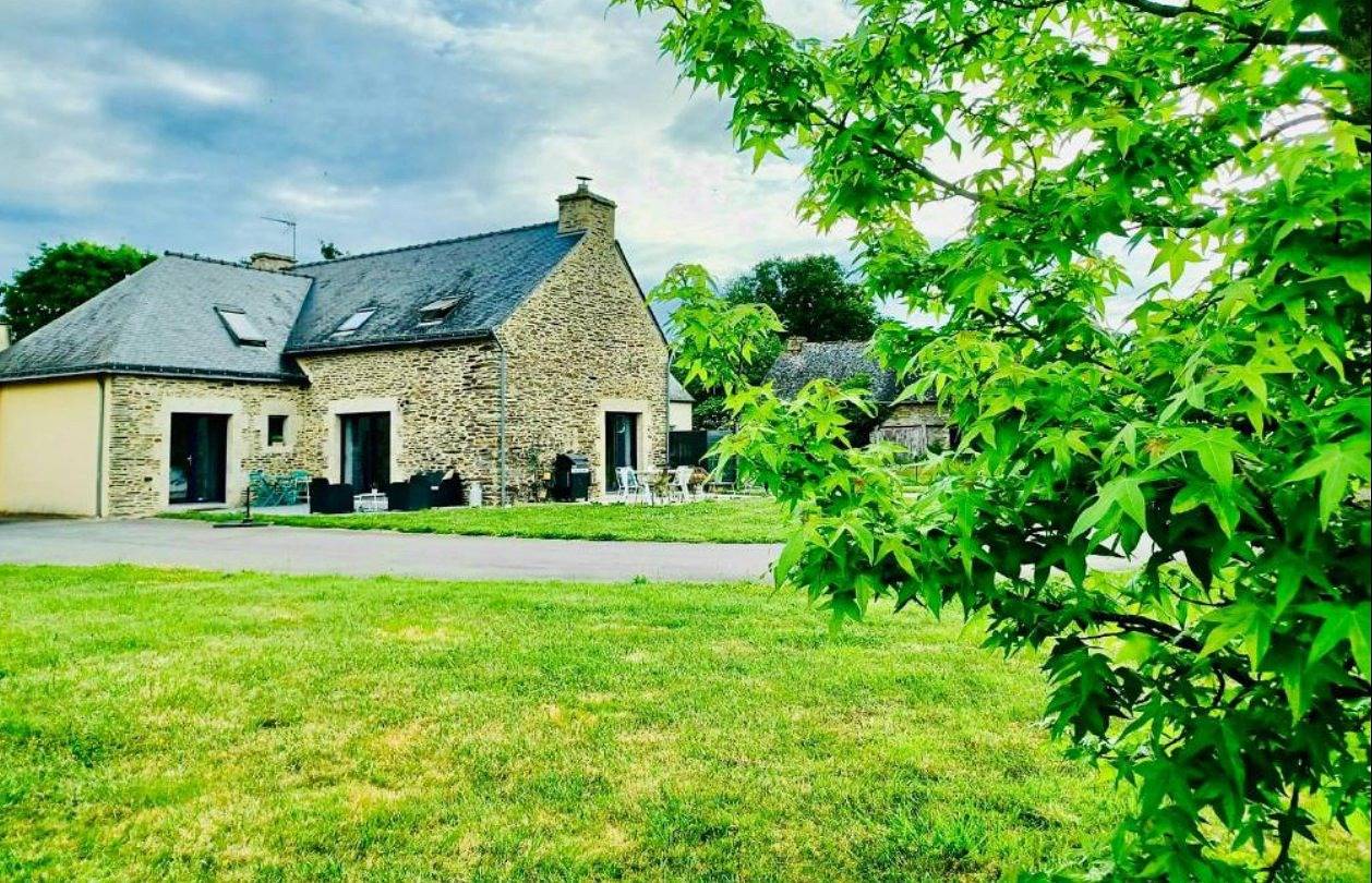 Chambre d'hôtes au Petit Bonheur de Claire et Jo - Chambre in La Chapelle-Caro, Région de Vannes