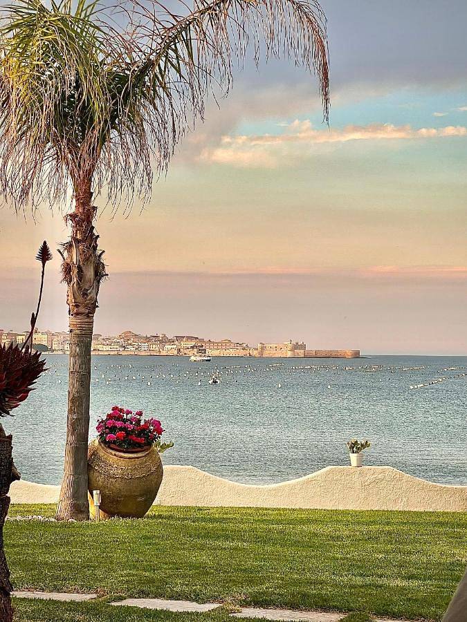 Villa für 4 Personen, mit Pool und Ausblick sowie Garten in Syrakus - 3