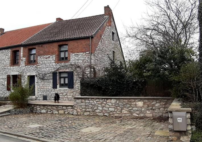 Location de vacances pour 4 personnes, avec jardin et terrasse à Doische - 2