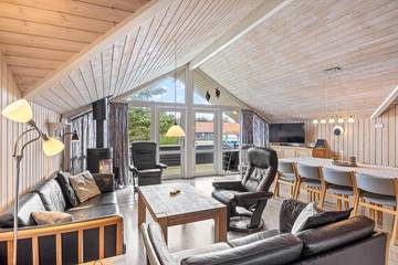 Villa for 8 Guests in Bjerregård, Western Jutland, Picture 1