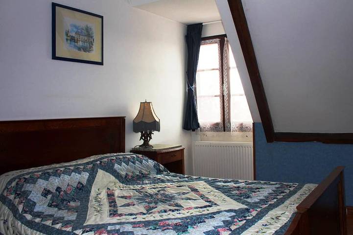 Gîte pour 7 personnes, avec jardin à Hautefort - 3