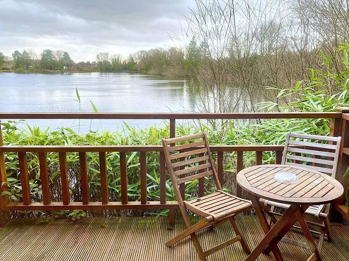 Ferienhaus für 2 Personen, mit Seeblick und Terrasse, mit Haustier in York