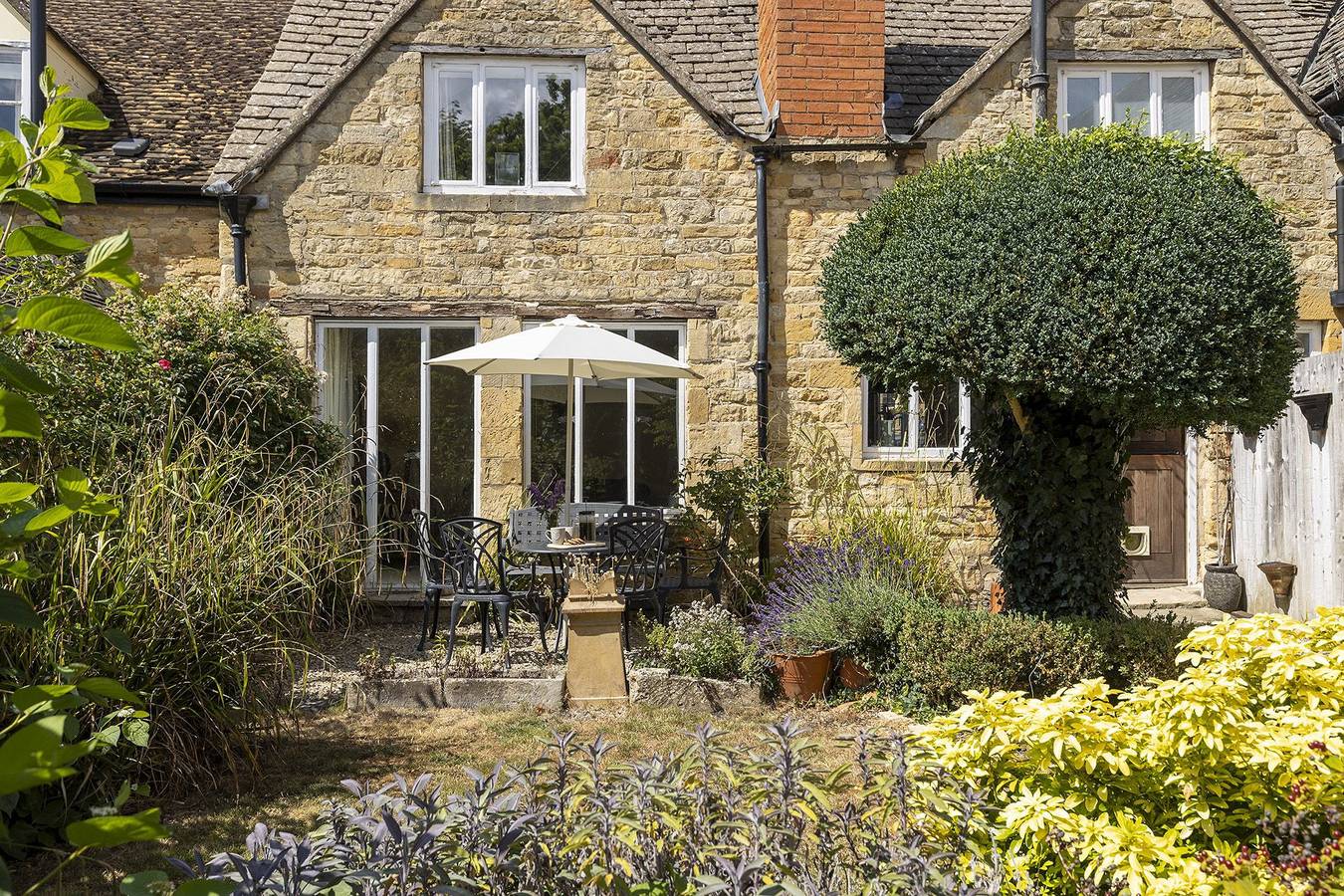 Izods Cottage in Chipping Campden, Gloucestershire