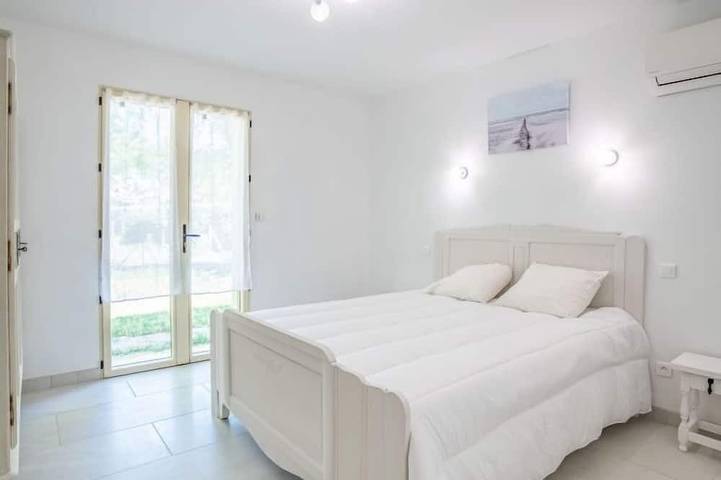 Location de vacances pour 10 personnes, avec jardin et terrasse à Saint-Paul-en-Born - 2