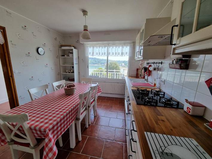 Location de vacances pour 8 personnes, avec vue et jardin dans Le Diben - 3