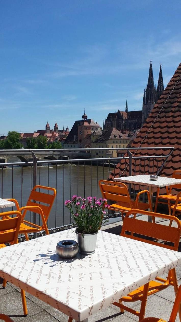 Hotel für 4 Personen, mit Ausblick und Terrasse sowie Sauna, mit Haustier in Regensburg - 3