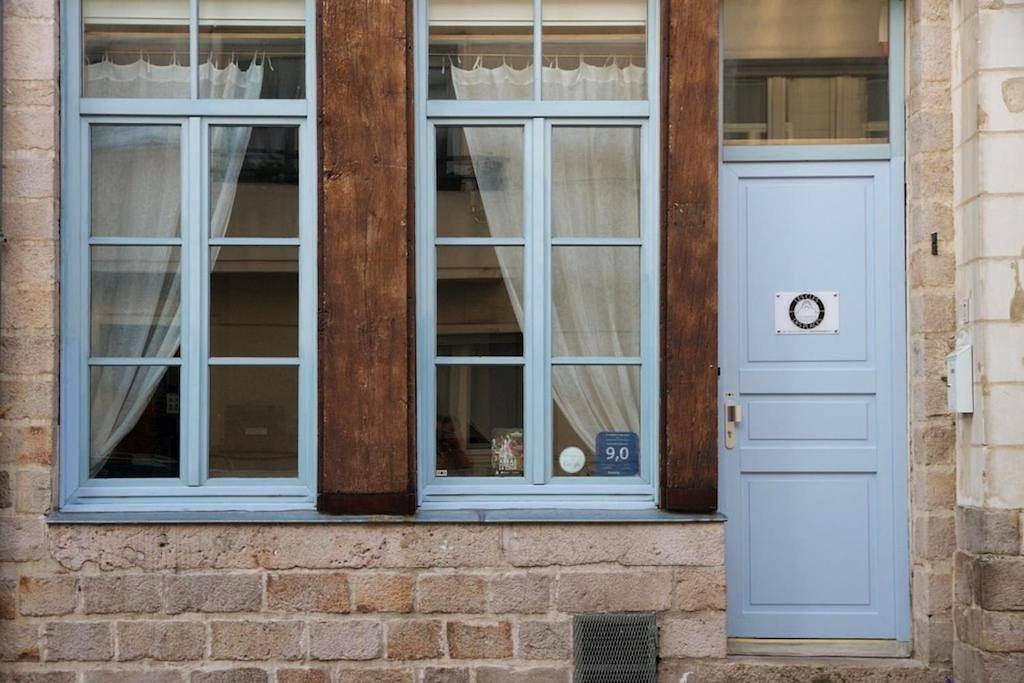 Double or Twin Room with Private Bathroom in Arras, Région d'Arras