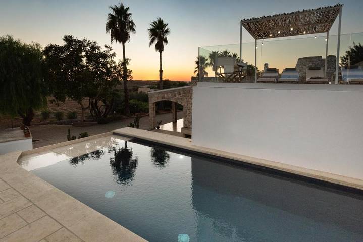 Villa per 8 persone, con giardino e panorama nonché piscina in Leuca