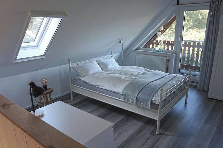 Ferienwohnung für 4 Personen, mit Garten und Balkon in Apen - 2