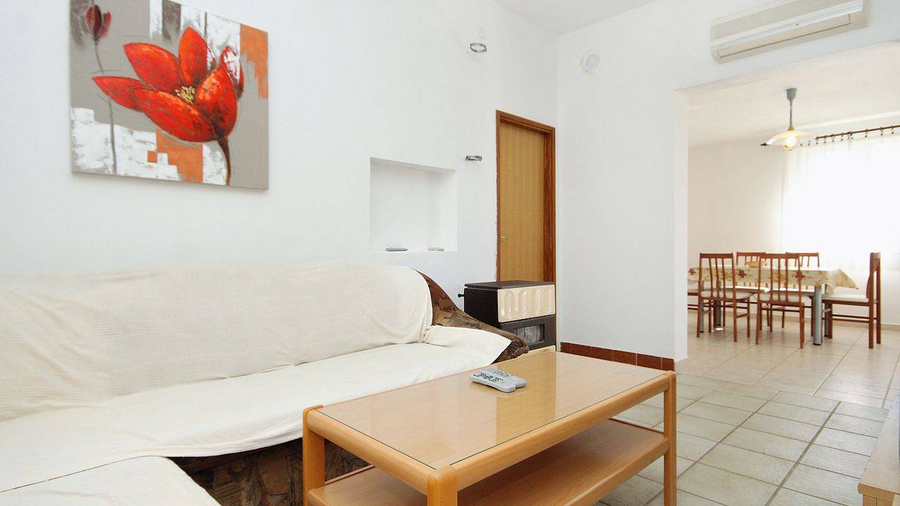 Ganze Ferienwohnung, Ferienwohnung für 6 Personen (70 m²) in Vlašići in Vlasici, Pag