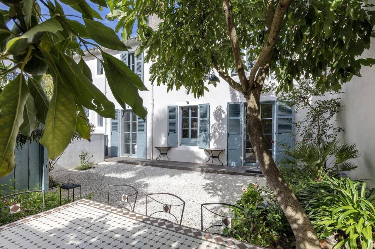 Superbe Maison avec Jardin - La Villa Paloise in Pau, Béarn