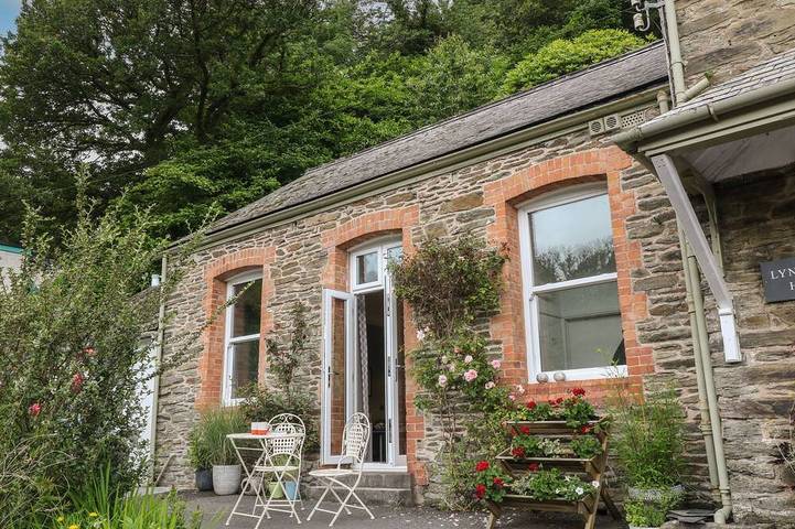 Cottage for 2 people, with garden in Lynton