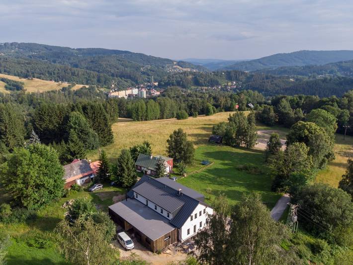 Vacation rental for 24 people, with terrace and hot tub as well as sauna and yard in Czech Republic