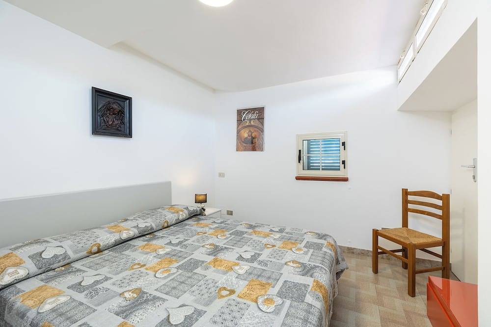 Geheel appartement, The 2 terraces. 8 Places, 3 Rooms. in Piana Calzata, Provincie Palermo