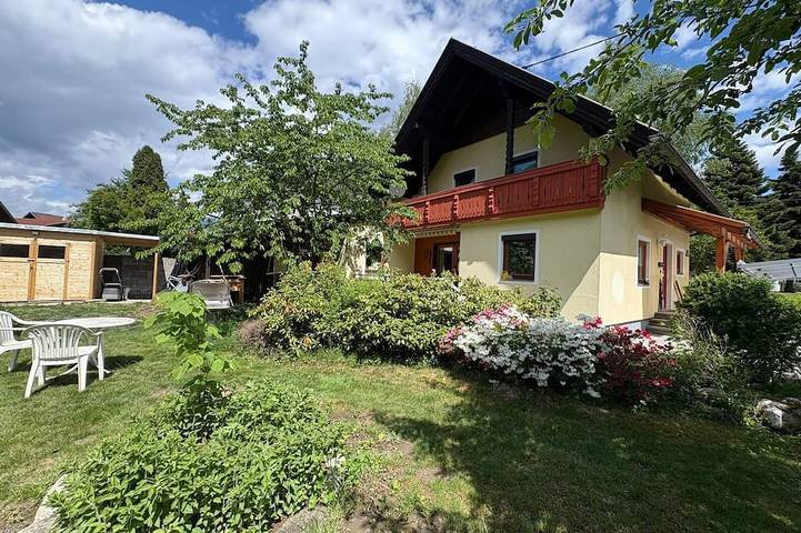 Ferienhaus für 5 Personen, mit Garten und Balkon, mit Haustier