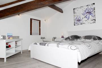 Gîte pour 4 personnes dans Office De Tourisme Du Pays Des Sorgues Et Des Monts De Vaucluse