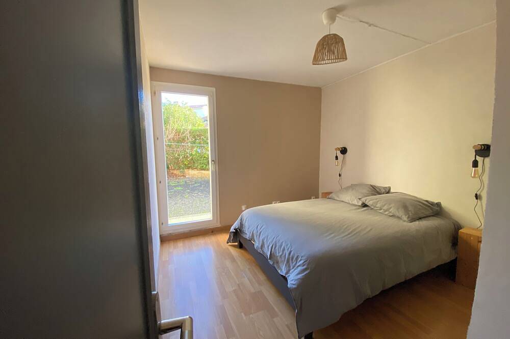 Entire apartment, Superb t4 apartment 150m from the sea in Sausset-les-Pins, Mediterranean Coast (France)