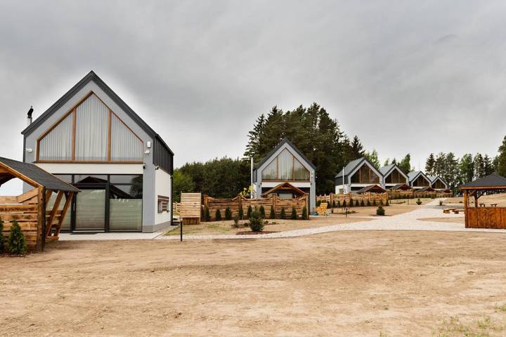 Dom dla 6 osób, z Jacuzzi i Taras oraz Ogród i Sauna na Podlasie