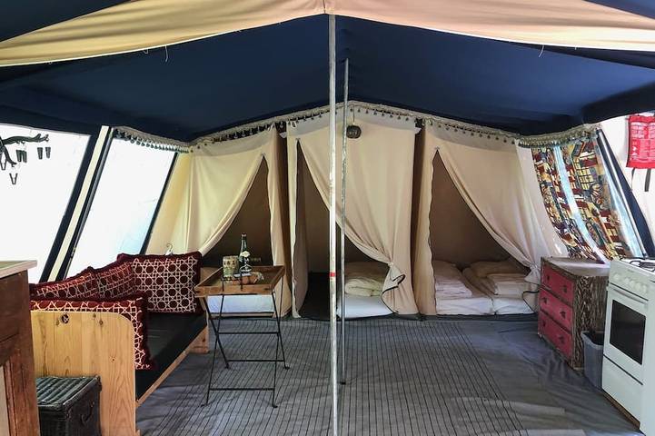 Location de vacances pour 6 personnes, avec piscine ainsi que sauna et jardin à Prat - 2