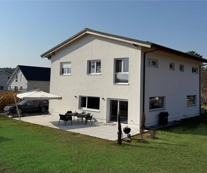 Ferienwohnung für 6 Personen, mit Terrasse und Garten sowie Ausblick