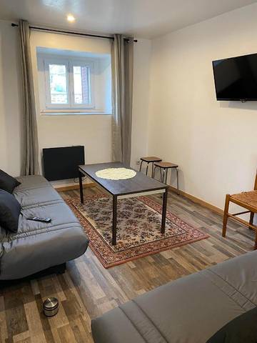 Gîte pour 6 personnes à Bocal (récipient)