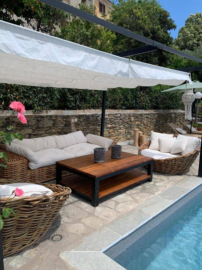 Location de vacances pour 4 personnes, avec piscine et vue ainsi que jardin et terrasse à Santo-Pietro-di-Tenda - 3