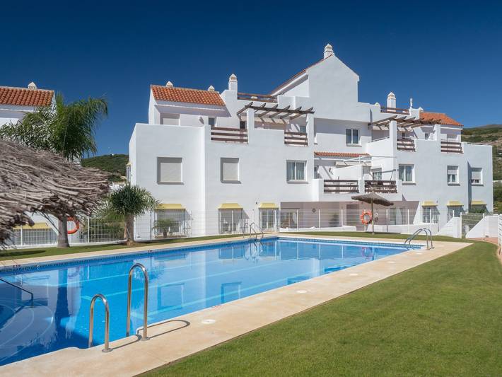 Apartamento para 4 personas, con Terraza y Jardín además de Piscina y Vistas en Valle Romano