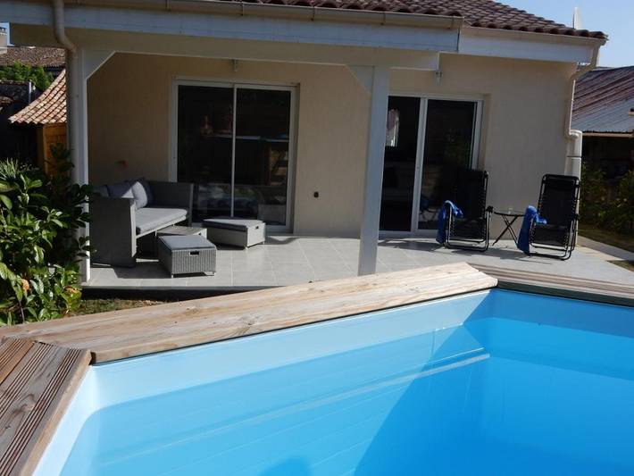 Location de vacances pour 2 personnes, avec piscine et jardin à Loubès-Bernac - 2