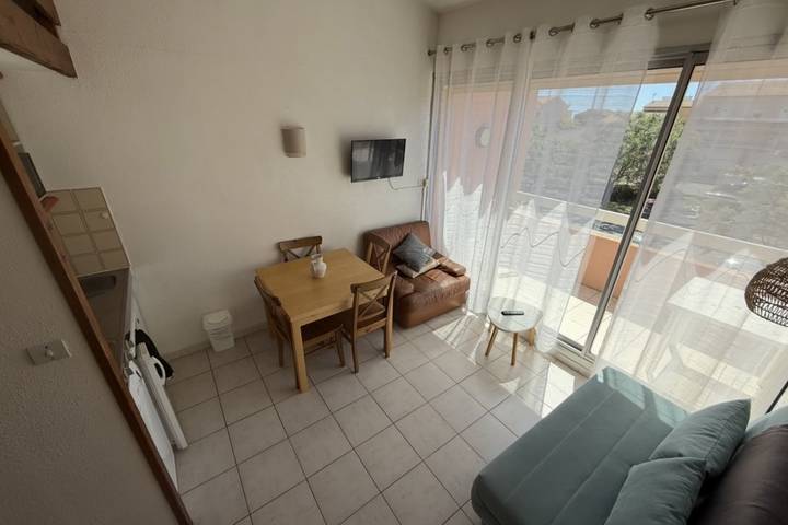 Studio für 4 Personen, mit Pool und Balkon in Palavas-les-Flots - 2
