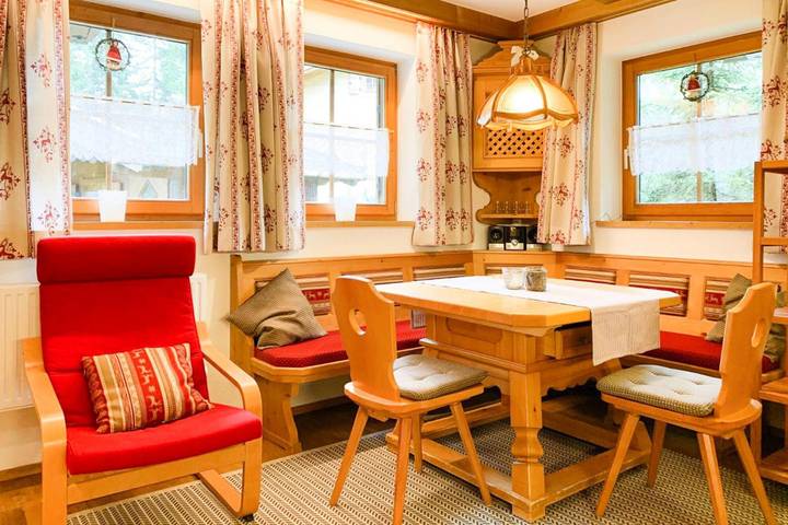 Ferienwohnung für 5 Personen, mit Balkon und Garten sowie Sauna in Königsleiten - 3