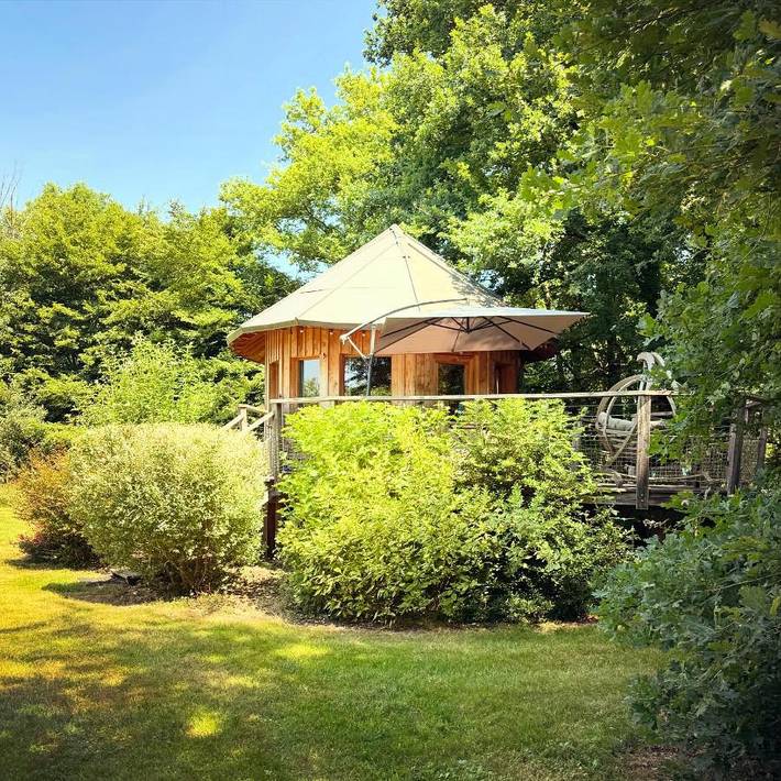 Gîte pour 4 personnes, avec Balcon et Terrasse ainsi que Jardin et Vue à Chapelle-Voland