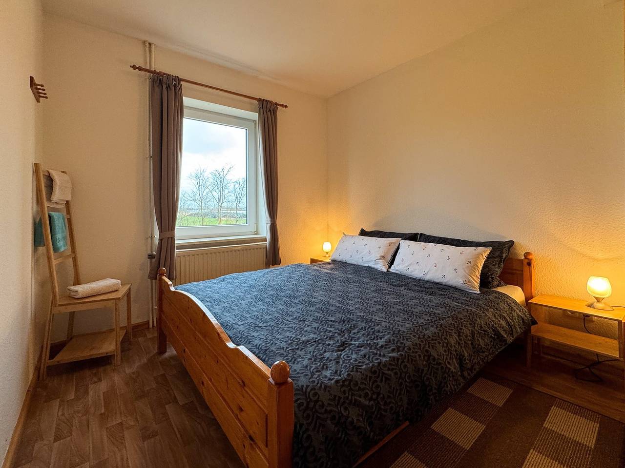 Ganze Wohnung, Apartment 'Fewo Binnen' mit Gemeinschaftsgarten und Wlan in Pellworm, Nordseeküste