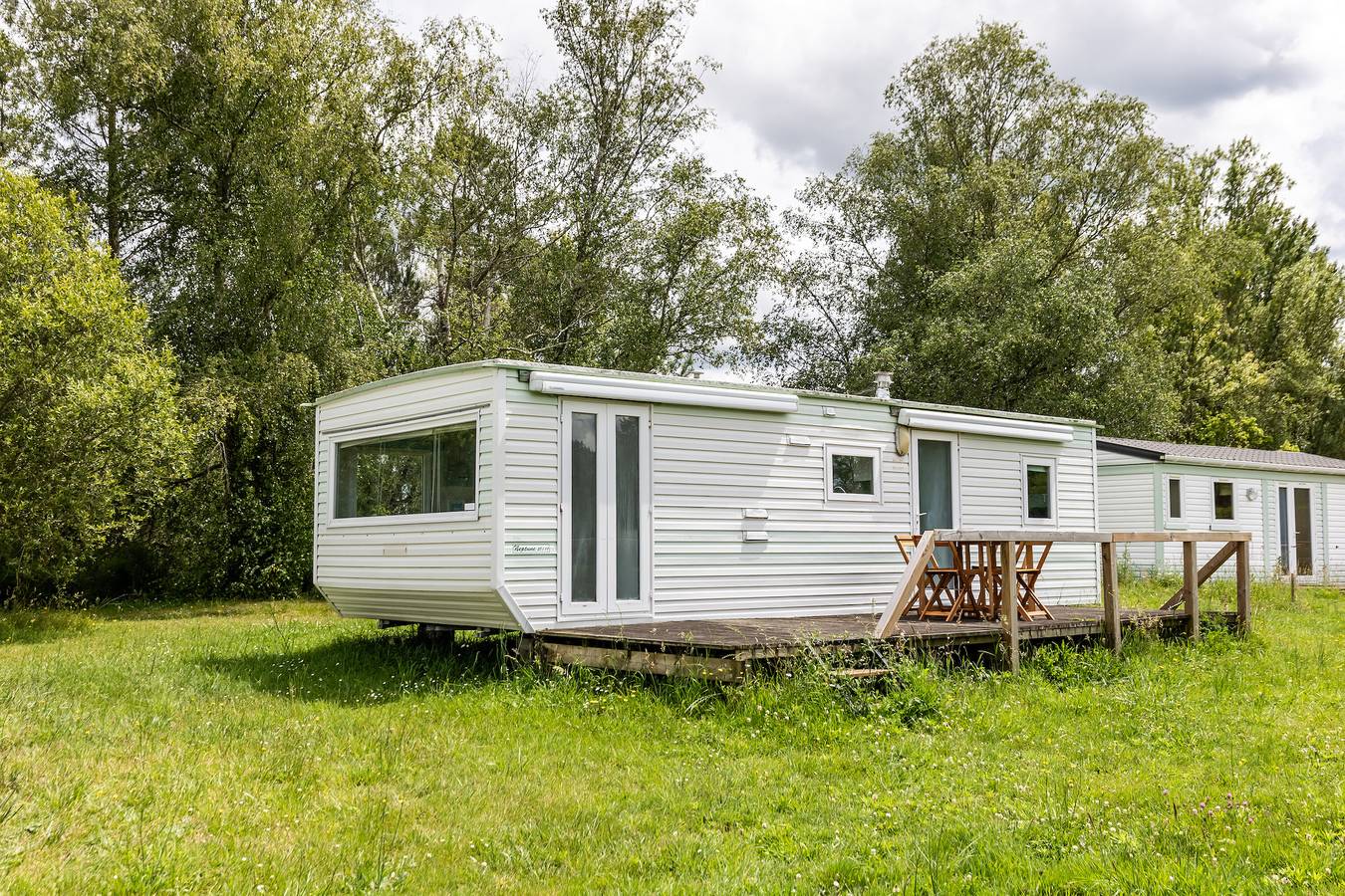 Mobile Home for 3 People at Lake Isachris – Hiking and Relaxation in the Médoc in Queyrac, Lesparre-Médoc region