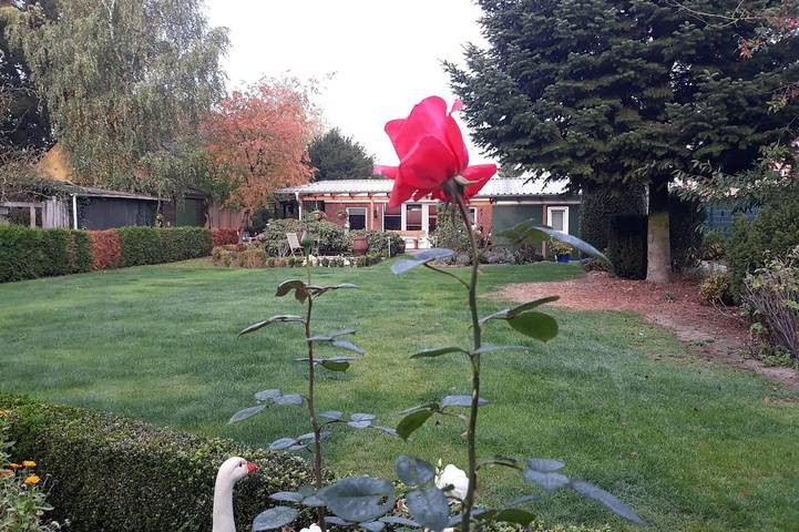 Ferienhaus für 2 Personen, mit Garten in Hatten
